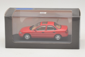 Ford Mondeo Mk1 Sedan Red Minichamps 1:43 082000 Diecast - image 4 of 4