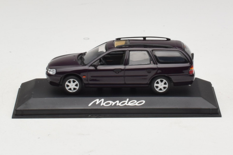 Ford Mondeo Mk1 Turnier Dark Blue Metallic Minichamps 1:43 43306312 Diecast