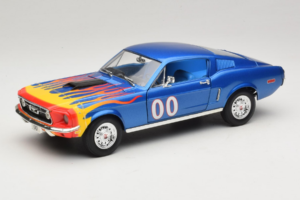 Ford Mustang Cooter's Car Dukes of Hazzard Tomy 1:18 21957P Diecast