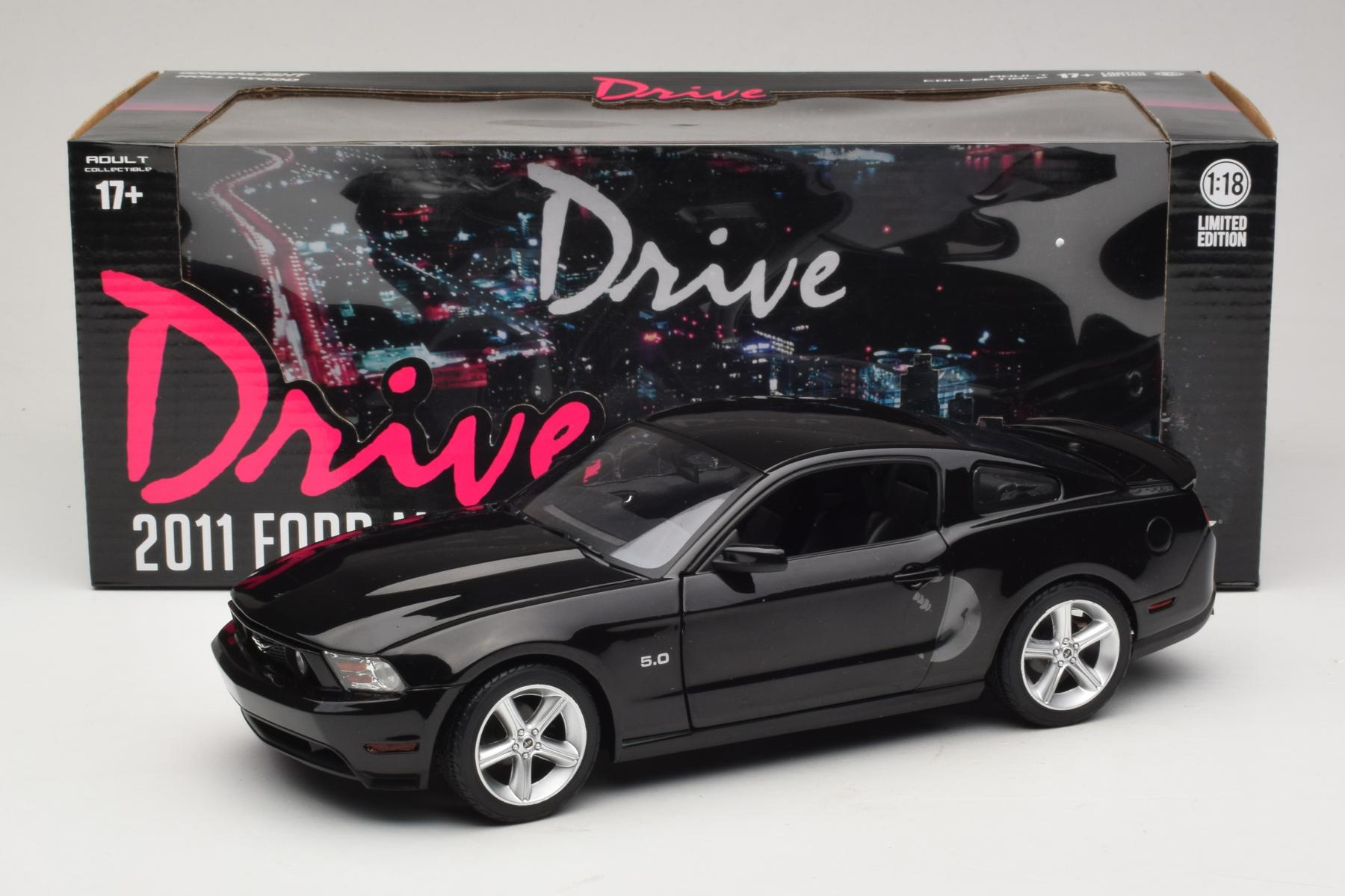 GreenLight Ford Mustang GT Black 1:18 Diecast