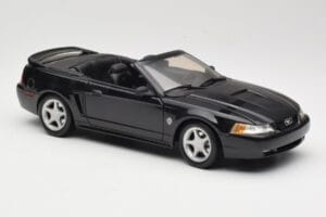 Ford Mustang GT SN95 Convertible Black Maisto 1:18 50328 Diecast - image 6 of 8