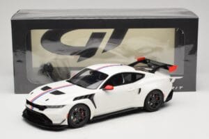 Ford Mustang GTD S650 Spirit of America Performance White GT Spirit 1:18 GT956 Resin - image 6 of 6