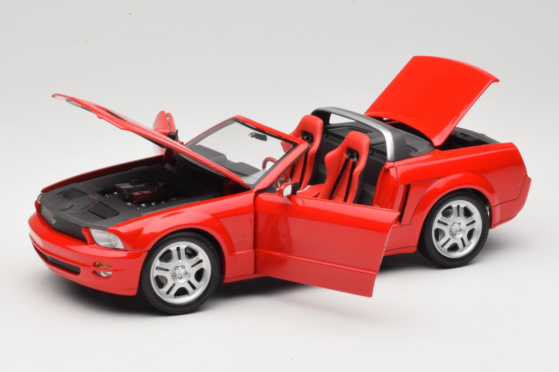 Ford Mustang S197 GT Convertible 1:18 Red Diecast