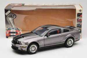 Ford Mustang S197 Shelby GT500 40th Anniversary Grey Shelby Collectibles 1:18 DC075005 Diecast - image 8 of 8