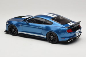 Ford Mustang Shelby GT500 S550 Atlas Blue Metallic IXO 1:18 18RDC244-FO Diecast - image 7 of 8