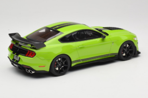 Ford Mustang Shelby GT500 S550 Green GT Spirit 1:18 GT803 Resin - image 2 of 6