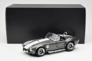 Ford Shelby Cobra 427 S/C Grey Metallic With White Stripes Kyosho 1:18 08045GRW Diecast - image 8 of 8