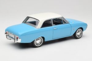 Ford Taunus 12M P1 Taunus Blue Revell 1:18 08880 Diecast - image 3 of 8