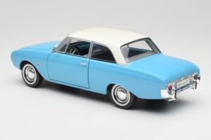 Ford Taunus 12M P1 Taunus Blue Revell 1:18 08880 Diecast - image 7 of 8