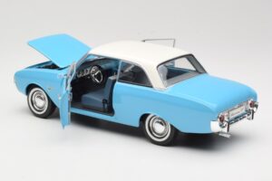 Ford Taunus 17M P2 Blue Revell 1:18 08817 Diecast - image 5 of 8