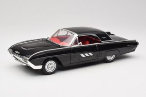 Ford Thunderbird Black Anson 1:18 30344 Diecast