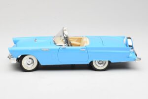 Ford Thunderbird Convertible Blue Road Signature 1:18 92358 Diecast - image 4 of 8