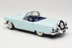 Ford Thunderbird Green Revell 1:18 8804-G1 Diecast - image 7 of 8