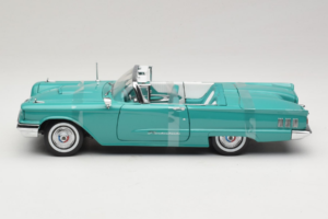 Ford Thunderbird Convertible Green Sun Star 1:18 4315-P1 Diecast - image 3 of 6