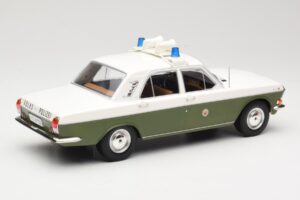 GAZ Volga GAZ-24 Police MCG 1:18 MCG18015 Diecast - image 2 of 6