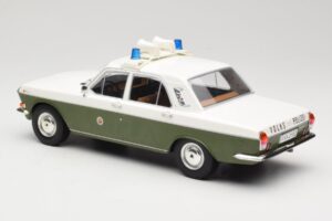 GAZ Volga GAZ-24 Police MCG 1:18 MCG18015 Diecast - image 5 of 6