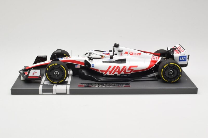 Haas VF-22 #20 K. Magnussen British GP 2022 Minichamps 1:18 Haas VF-22 #20 K. Magnussen British GP 2022 Minichamps 1:18 117221020 Diecast