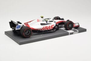 Haas VF-22 #47 M. Schumacher Bahrain GP 2022 Minichamps 1:18 117220147 Diecast - image 3 of 6