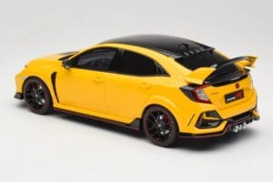Honda Civic Type R FK8 Euro Spec Yellow Otto 1:18 OT1111 Resin - image 5 of 6