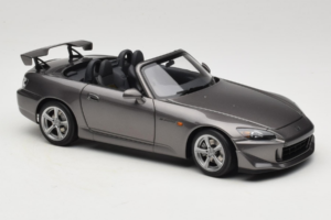 Honda S2000 AP2 Type S Moon Rock Metallic MotorHelix 1:18 M85111 Diecast - image 7 of 9
