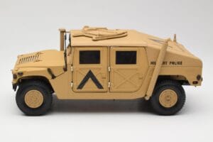 Hummer H1 AM General Military Police Exoto 1:18 01801 Diecast - image 4 of 8