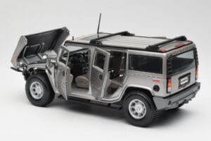 Hummer H2 Silver Maisto 1:18 7449569 Diecast - image 5 of 8