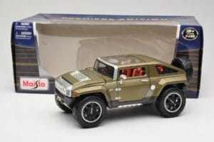 Hummer HX Concept Green Maisto 1:18 36171 Diecast - image 8 of 8