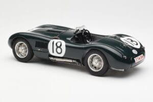 Jaguar C-Type #18 T. Rolt / D. Hamilton 24 Hours of Le Mans Winner 1953 CMC 1:18 M-195 Diecast - image 5 of 6