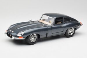 Jaguar E-Type Grey Bburago 1:18 30018 Diecast