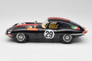Jaguar E-Type #29 Black Bburago 1:18 3018-M4 Diecast - image 4 of 8