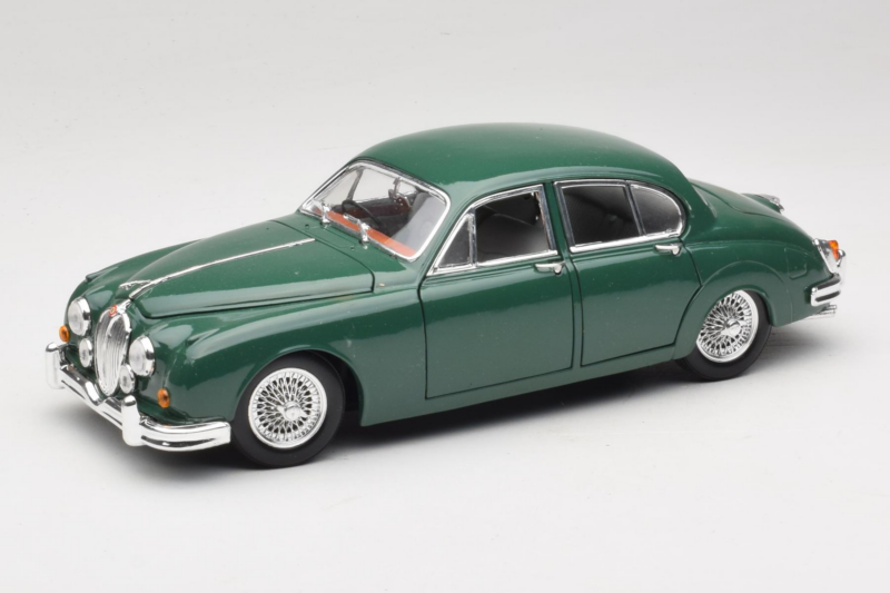 Jaguar Mark II Green Tchibo 1:18 49420 Diecast