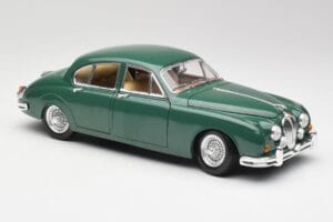 Jaguar Mk II British Racing Green Maisto 1:18 50287 Diecast - image 6 of 8