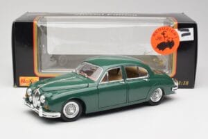 Jaguar Mk II British Racing Green Maisto 1:18 50287 Diecast - image 8 of 8