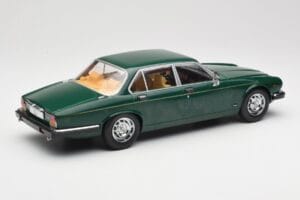 Jaguar XJ Series III Dark Green MCG 1:18 MCG18175 Diecast - image 2 of 6