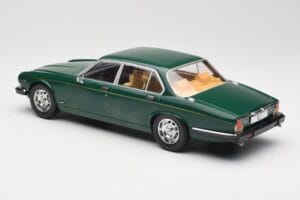 Jaguar XJ Series III Dark Green MCG 1:18 MCG18175 Diecast - image 5 of 6