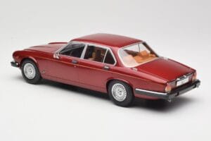 Jaguar XJ Series III Metallic Dark Red MCG 1:18 MCG18176 Diecast - image 5 of 6