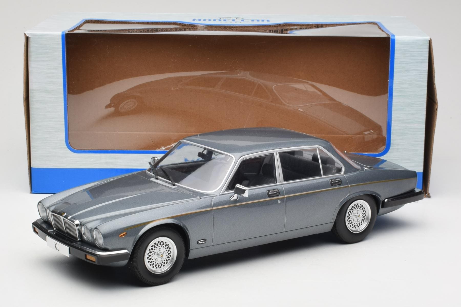 MCG Jaguar XJ Series III 1:18 Metallic Grey Diecast