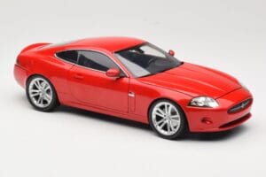 Jaguar XK X150 Red Minichamps 1:18 150130503 Diecast - image 6 of 8