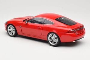 Jaguar XK X150 Red Minichamps 1:18 150130503 Diecast - image 7 of 8