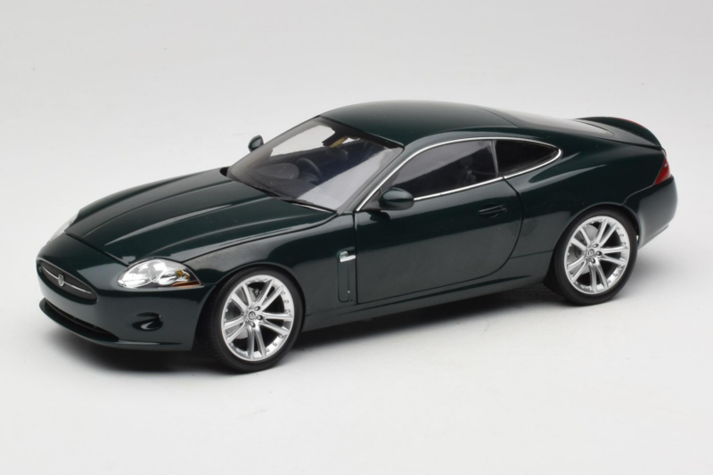 Jaguar XK X150 Green Minichamps 1:18 153130503 Diecast