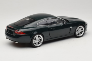 Jaguar XK X150 Green Minichamps 1:18 150130500 Diecast - image 3 of 8