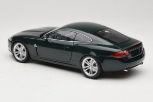 Jaguar XK X150 Green Minichamps 1:18 150130500 Diecast - image 7 of 8