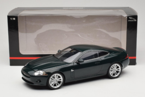 Jaguar XK X150 Green Minichamps 1:18 150130500 Diecast - image 8 of 8