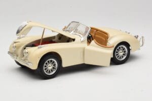 Jaguar XK120 White Eduscho 1:18 7482-1HTH Diecast - image 2 of 8