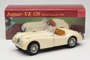 Jaguar XK120 White Eduscho 1:18 7482-1HTH Diecast - image 8 of 8