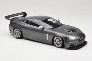 Jaguar XKR GT3 Grey Metallic Minichamps 1:18 150081390 Diecast - image 4 of 6