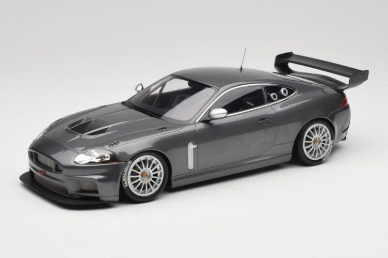 Jaguar XKR GT3 Grey Metallic Minichamps 1:18 150081390 Diecast