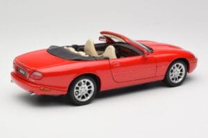 Jaguar XKR X100 Red Maisto 1:18 50330 Diecast - image 3 of 8