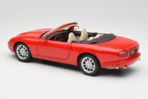 Jaguar XKR X100 Red Maisto 1:18 50330 Diecast - image 7 of 8
