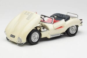 Jaguar XKSS Cream AUTOart 1:18 73512 Diecast - image 2 of 8